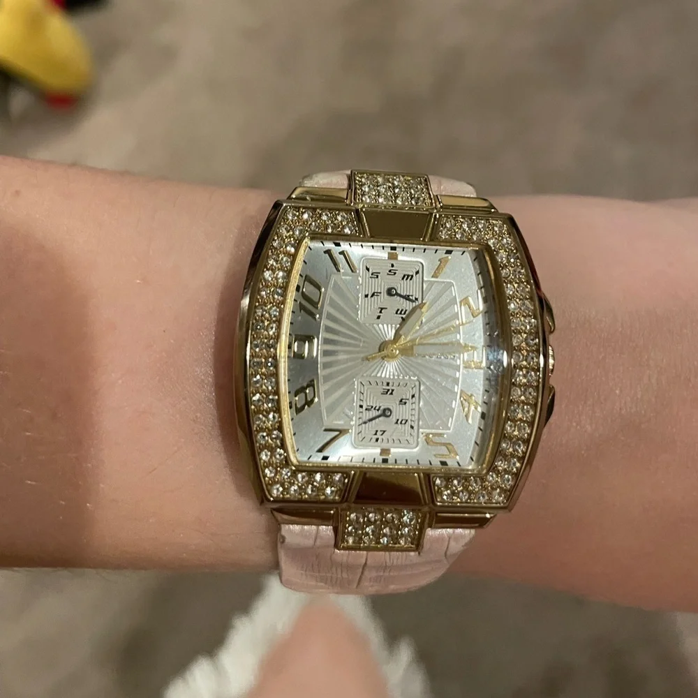 Guess watch needs new batteries